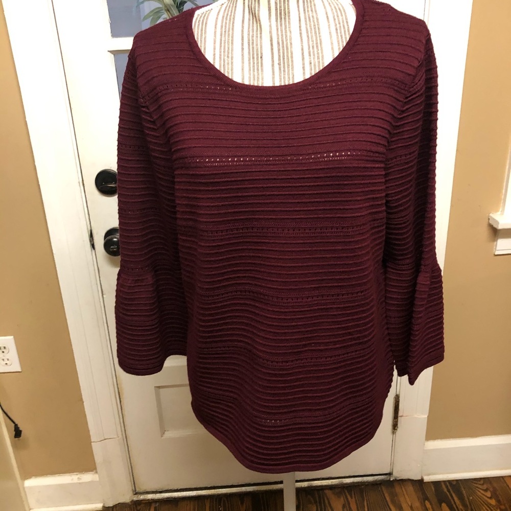 NWOT Pointelle stitch sweater with sleeve detail